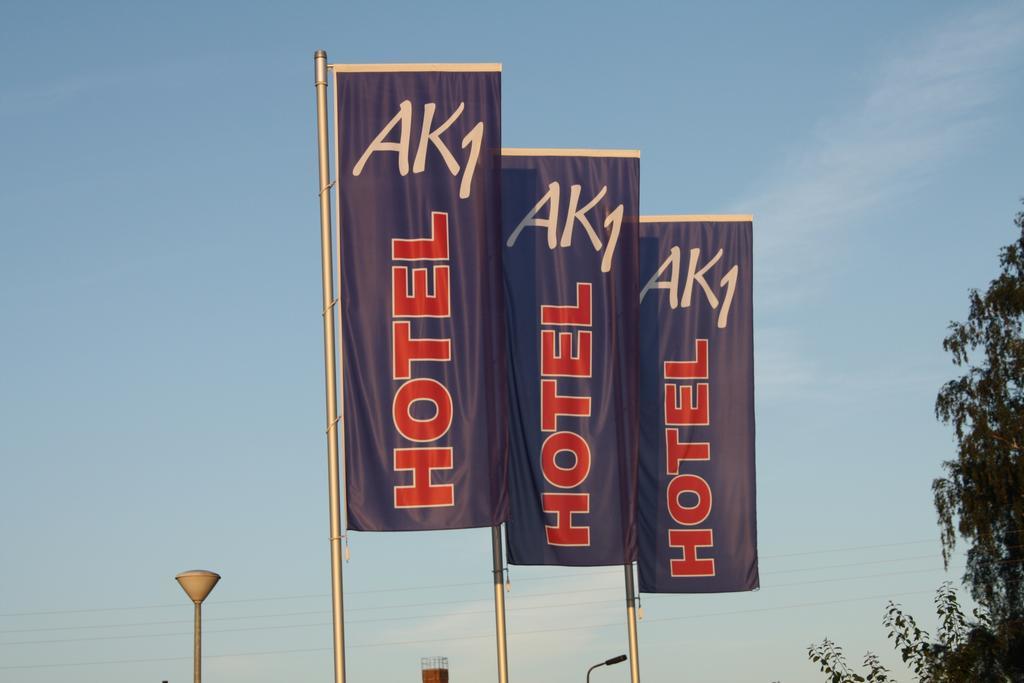 Ak 1 Hotel Ducherow Extérieur photo